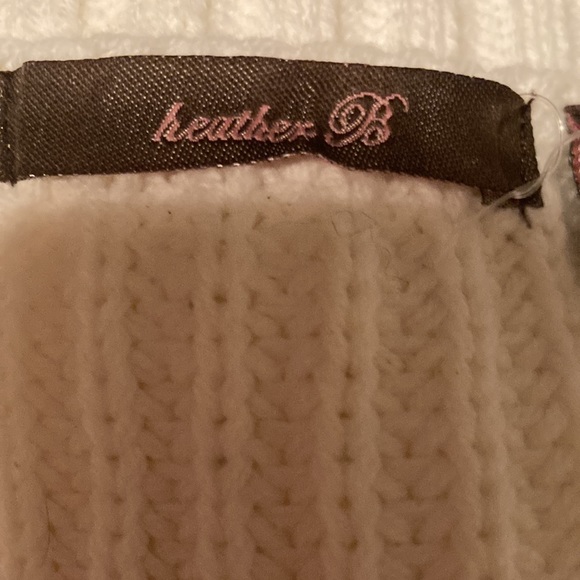 Size Large Cold shoulder Women’s Heather B Color Ivory Heavy Long top New - Picture 7 of 7